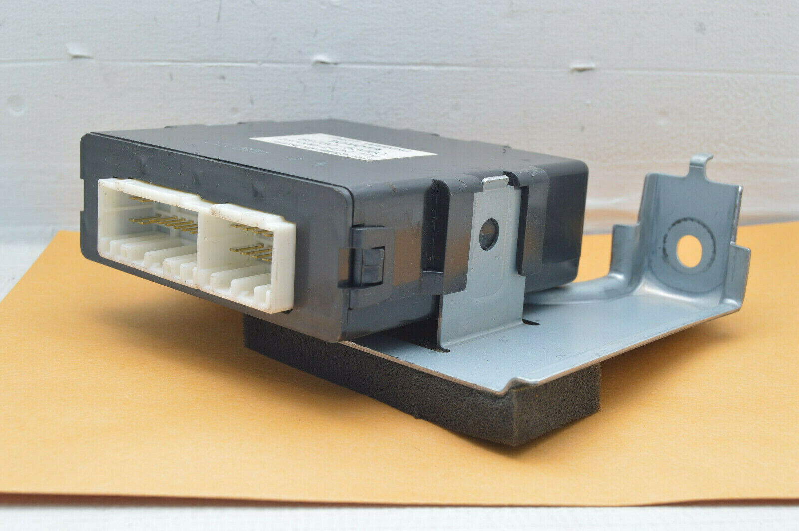 01-05 Lexus Is300 Theft Warning Control Module Computer 89730-53060 Oe –  Coollex