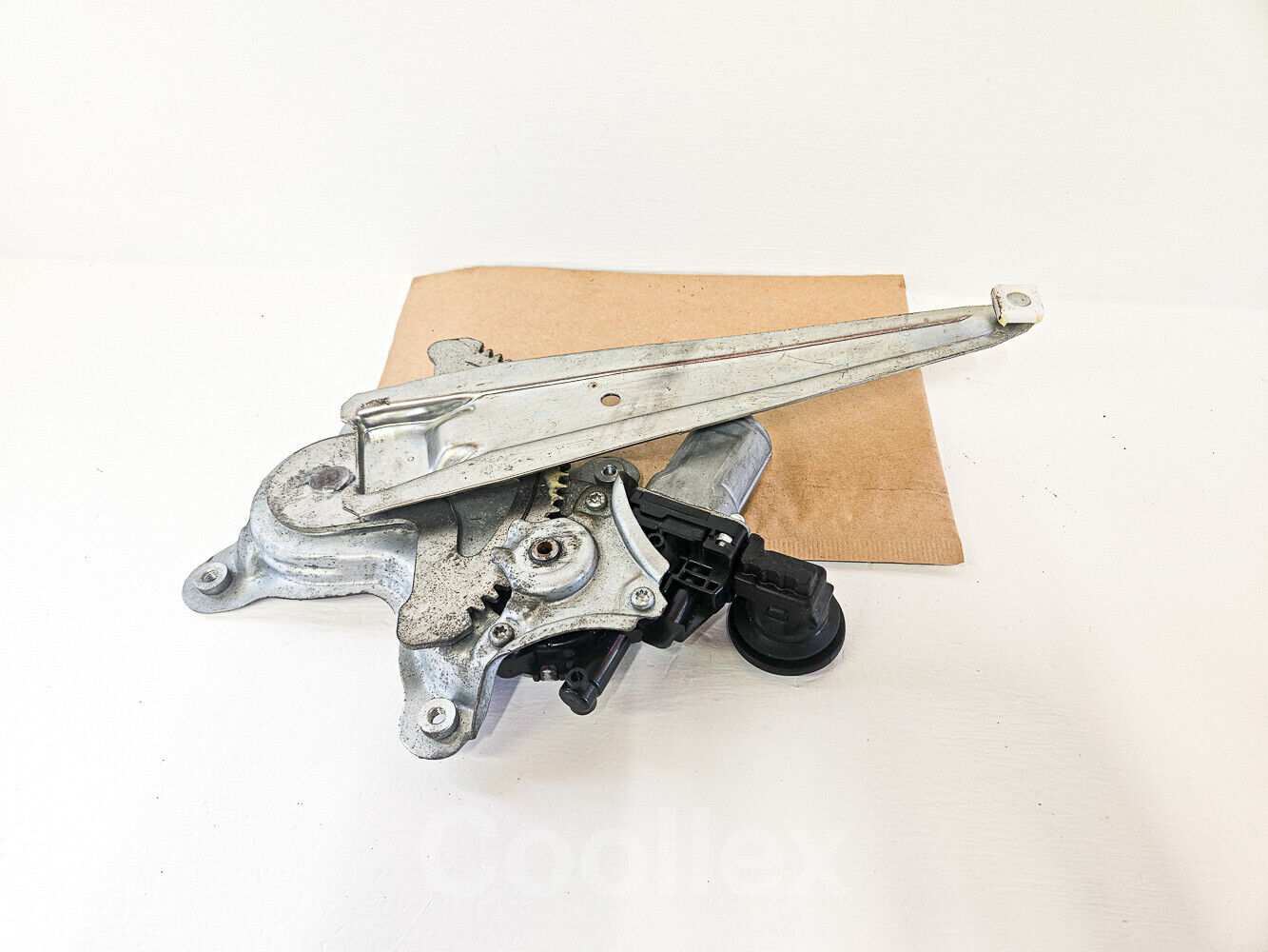 06-08 Lexus Is250 Rear Left Window Regulator w/Motor 85710-58010 Oem