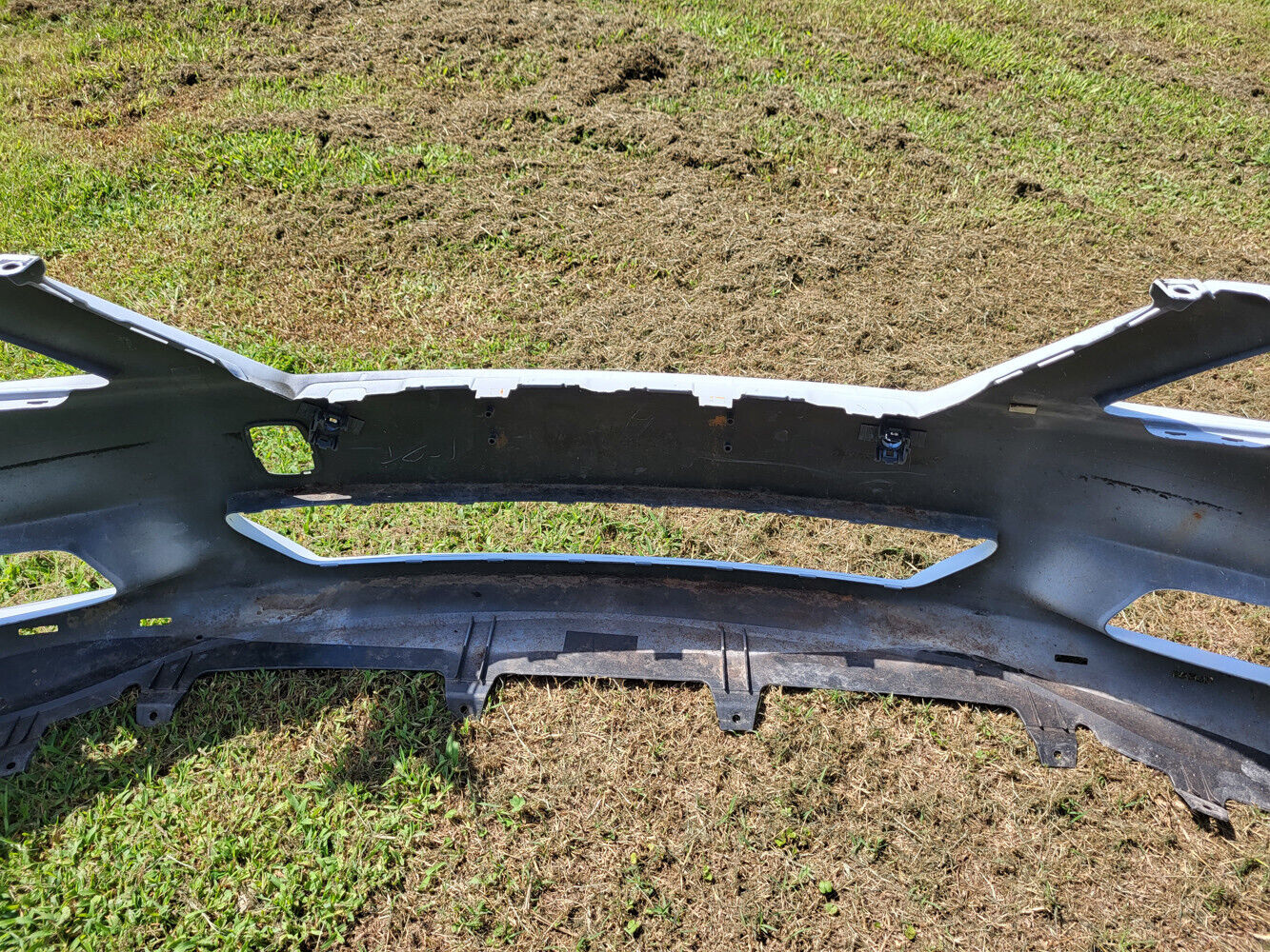 10-12 Lexus Ls460 Front Bumper Cover Original Oem (Needs Work and Paint)