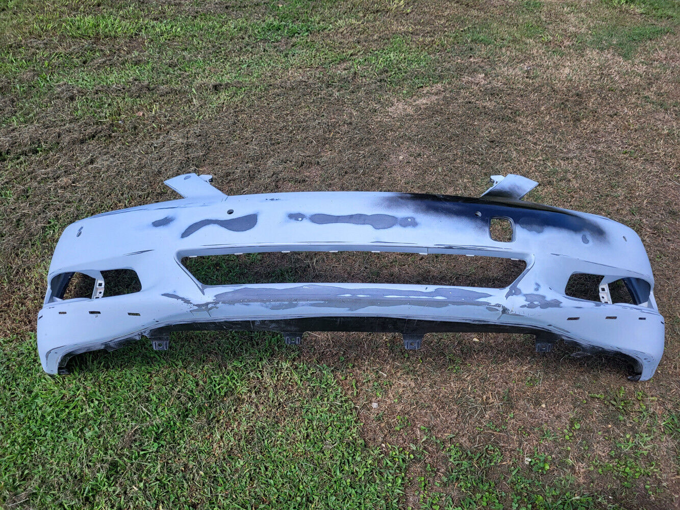 10-12 Lexus Ls460 Front Bumper Cover Original Oem (Needs Work and Paint)