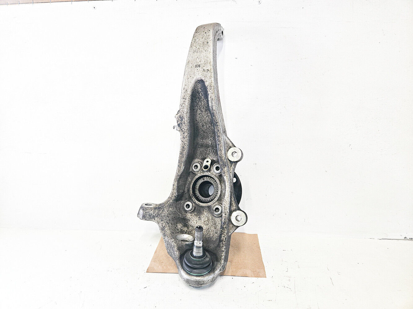 11-19 Bmw 550i F10 Awd Front Right Knuckle 31-21-6-777-752 Oem Used