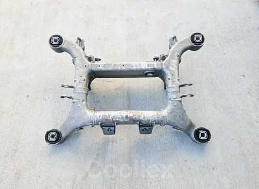 11-19 Bmw 550i F10 Rear Cross-Member Subframe 33-31-6-799-103 Oem