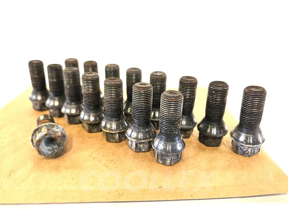 07-23 Mini Cooper Clubman Wheel Bolts Set x16 36-13-6-890-324 Oem Used