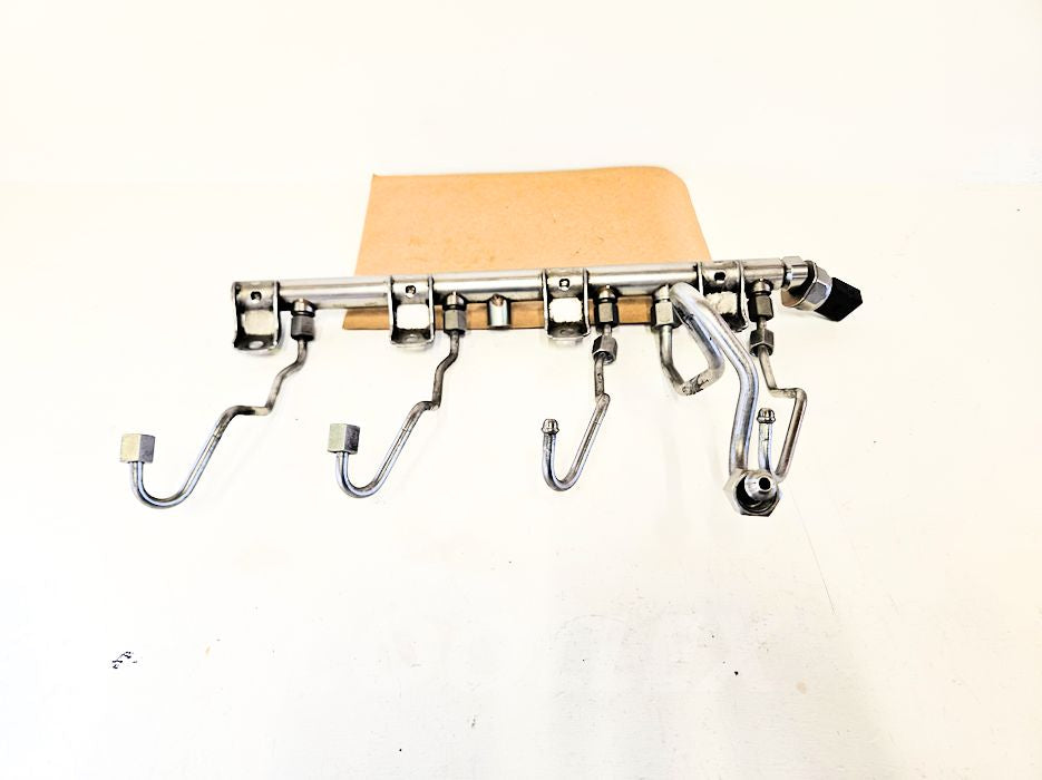 11-19 Bmw 550i F10 Right Head Fuel Rail 13-53-7-547-599 w/High Pressure Sensor Oem Used