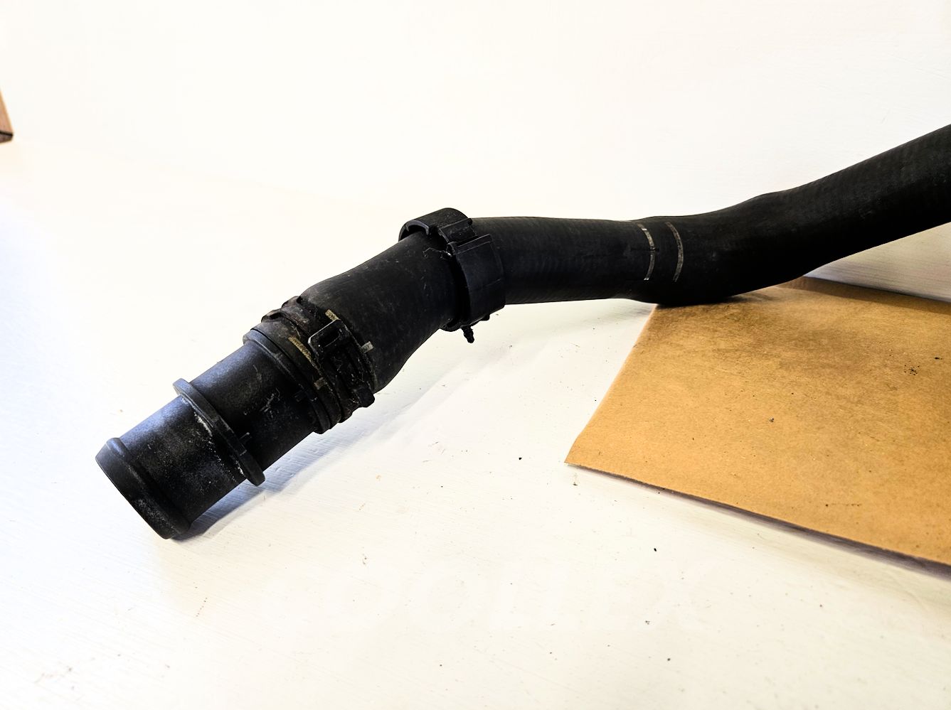 07-15 Mini Cooper Clubman Lower Coolant Hose 17-12-2-754-247 Oem Used