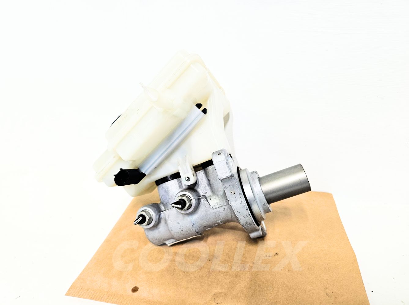 07-14 Mini Cooper Clubman Master Brake Cylinder w/Reservoir 34-33-6-786-585, 34-33-6-772-413 Oem Used