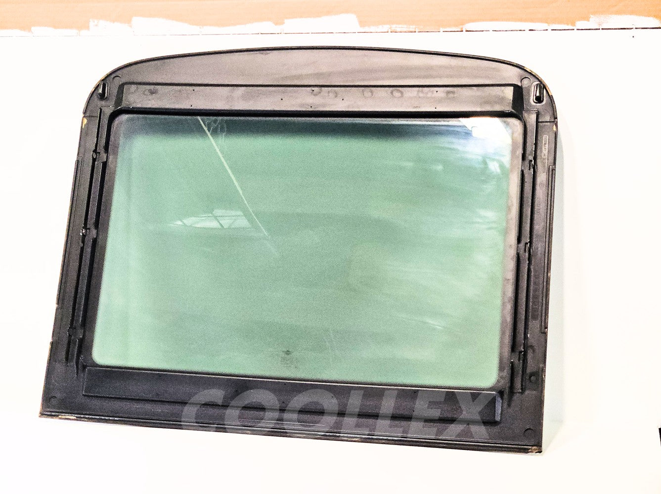 09-16 Mini Cooper Clubman Front Sliding Roof Glass 54-10-7-355-231 Oem Used