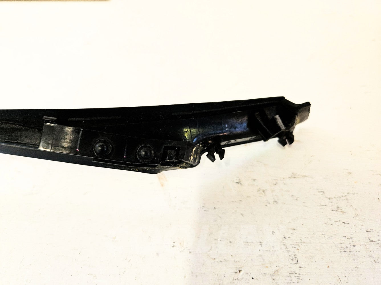 06-13 Lexus Is250 Front Rh Windshield Molding 75551-53020 Oem Used