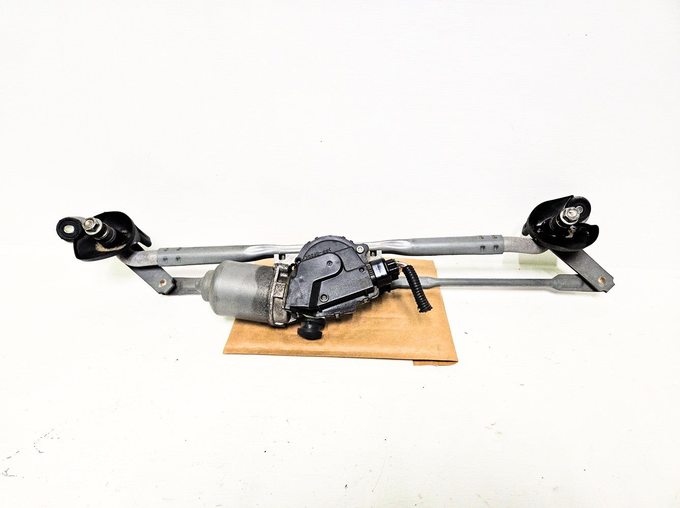 06-15 Lexus Is250 Windshield Wiper Motor Assy 85110-60400 Oem Used